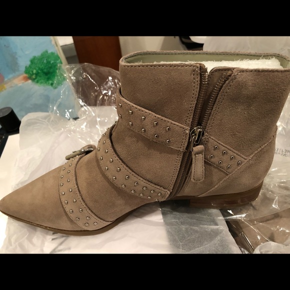 NINE WEST Seraphim Pointy Toe Booties - Picture 4 of 5